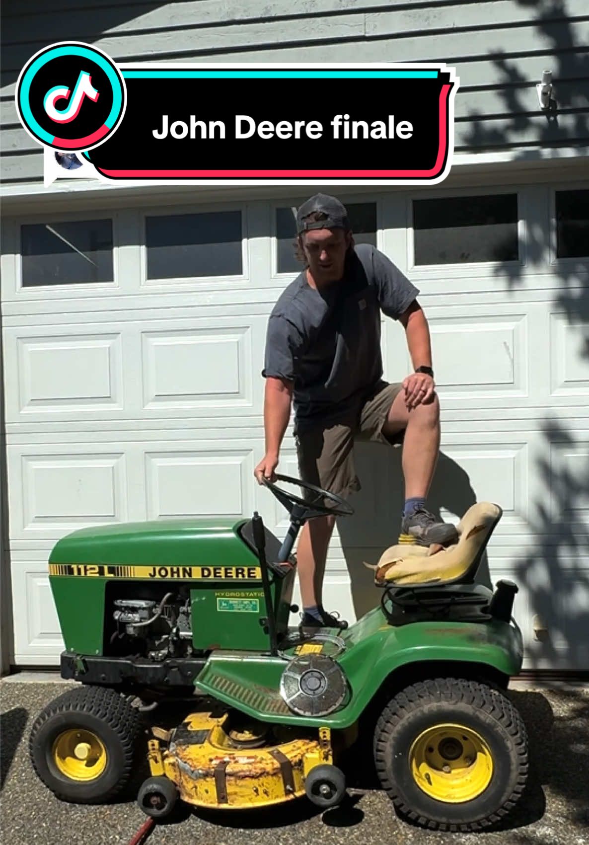 Replying to @Joe The John Deere 112L is Scootin and tootin! #johndeere #tractor #lawn #smallengine #mower #112L 