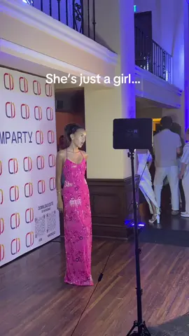 We were there for a hour and they were off 🤣 #paultooreall #imjustagirl 