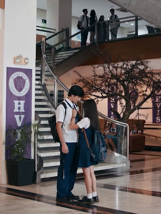 To the rescue si Jay-Jay sa mga Section E boys na 'di marunong magsuot ng necktie! #𝗔𝗻𝗴𝗠𝘂𝘁𝘆𝗮𝗡𝗴𝗦𝗲𝗰𝘁𝗶𝗼𝗻𝗘𝗧𝗩𝟱 LUNES hanggang BIYERNES, 𝟲:𝟰𝟱 𝗣𝗠 ON AIR sa #𝗣𝗿𝗶𝗺𝗲𝘁𝗶𝗺𝗲𝗣𝗿𝗶𝗺𝗲𝗿𝗮𝗧𝗩𝟱 at ONLINE sa #𝗧𝗩𝟱𝗞𝗮𝗽𝗮𝘁𝗶𝗱𝗟𝗶𝘃𝗲𝘀𝘁𝗿𝗲𝗮𝗺