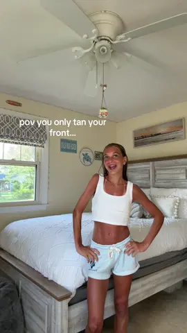 yeah yikes… #tan #Summer #front #back #tanning #pool #beach #fyp #foryoupage #foryou #fypシ #fypシ゚viral #viral #viralvideo #viraltiktok #trend #trending #trendingvideo #blowup 