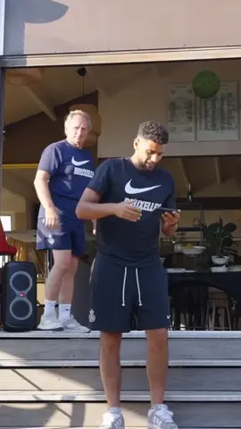 أدم زرقان 🕺🤩