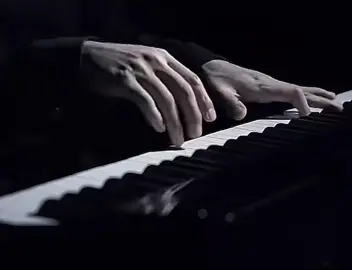 Chỉ mong trong cuộc đời này có một người sẽ luôn coi bạn là ngoại lệ❤️