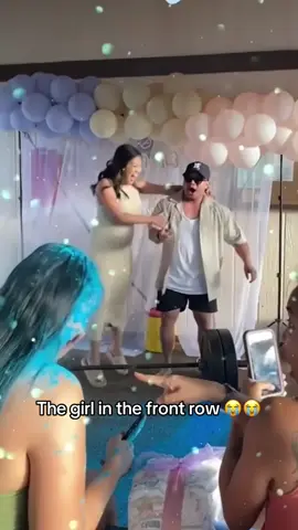 Gotta see her POV 😂😭 (@Donna Leilani Dacanay) #genderreveal #fail #pov #funny #baby 