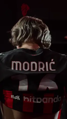 🇭🇷 ❤️🖤 1️⃣4️⃣ #acmilan  #Modric #tiktokfootball #tiktokcalcio #seriea #WelcomeModrić 