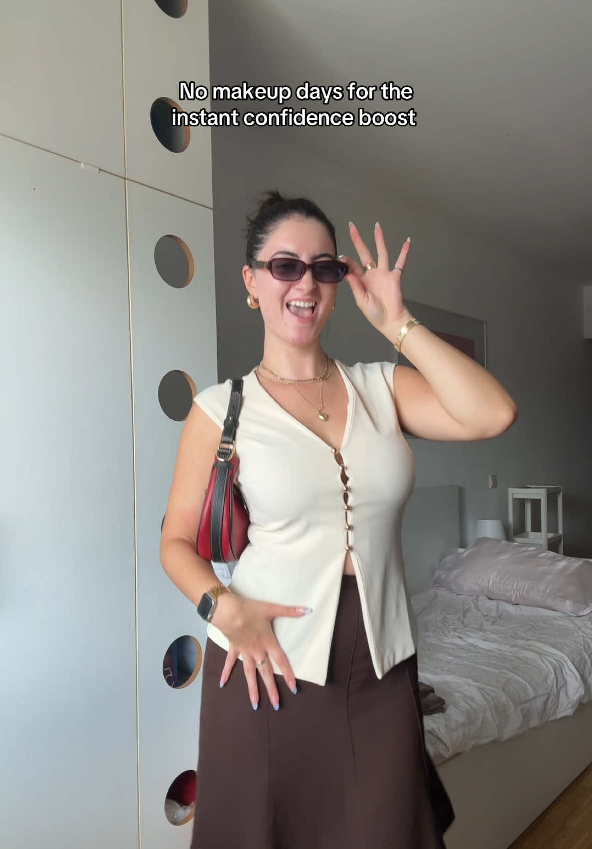 This album on REPEAT🥹Nothing hits like a no makeup look in the summer mixed with a good outfit 💗🥰 #nomakeup #realskintexture #acnejourney #selflove #positivemindset #skinpositivity #acneskin #outfitcheck #beautytips #confidencetips 
