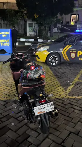 pergi kemana? #karyooism #fyp #variomodifikasi #karyoo #vario125new #vario125 #touring 