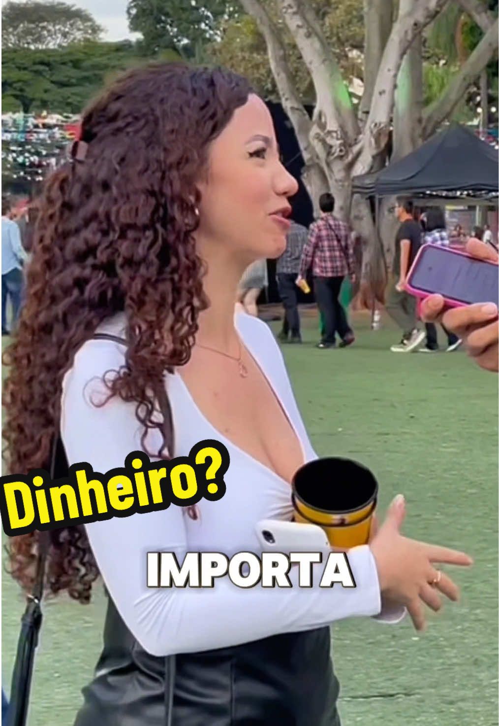 Que moça  sensacional 👏🏼