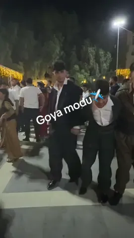 Uçuş 😇#CapCut #capcut #foryou #keşfetteyizzz #cizrem #uludere #seldabağcan #ahmetkaya #ahmetkaya #kurtcemuzikler #goyanasireti #goyanasireti #cizrem #şiyarberwari #gaziyıldırım #keşfetteyiz #