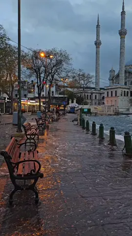 21:58 Gördüğün saati yaz 🫶 📍ortaköy beşiktaş İstanbul 