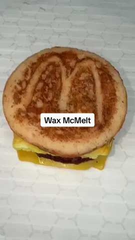 I appreciate the compliment 🥰🤗 here’s a quick BTS of switching out the M wax melt for the IW wax melt top 🔥 #bts #mcdonalds #mcgriddle #mcmelt #waxmelt #snackwrap 