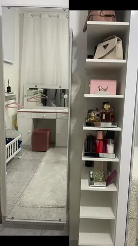 Sapateira com Espelho Itabuna shoppe. Galeraaa pensa em sapateira bonitaaaa, espelho maravilhoso.  Segue link!!! https://br.shp.ee/PaQQ1Dy