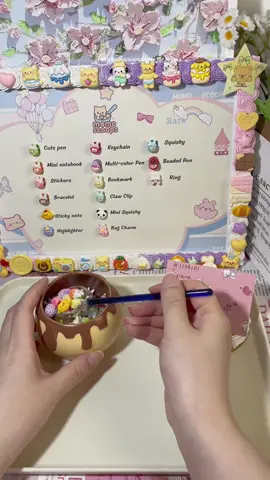 Thank you🫶🏻🫶🏻🫶🏻#handmade #SmallBusiness #mysteryscoop #fypusa🇺🇸 #gift #giftideas #cute #packingorders #giftidea #stationery #luckyscoop 