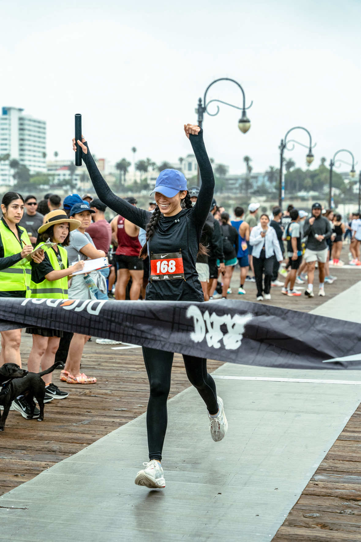 shoutout to the best run club in LA aka koreatown run club 🫰 #runclub #Running #runnergirl #relayrace #thingstodoinla 