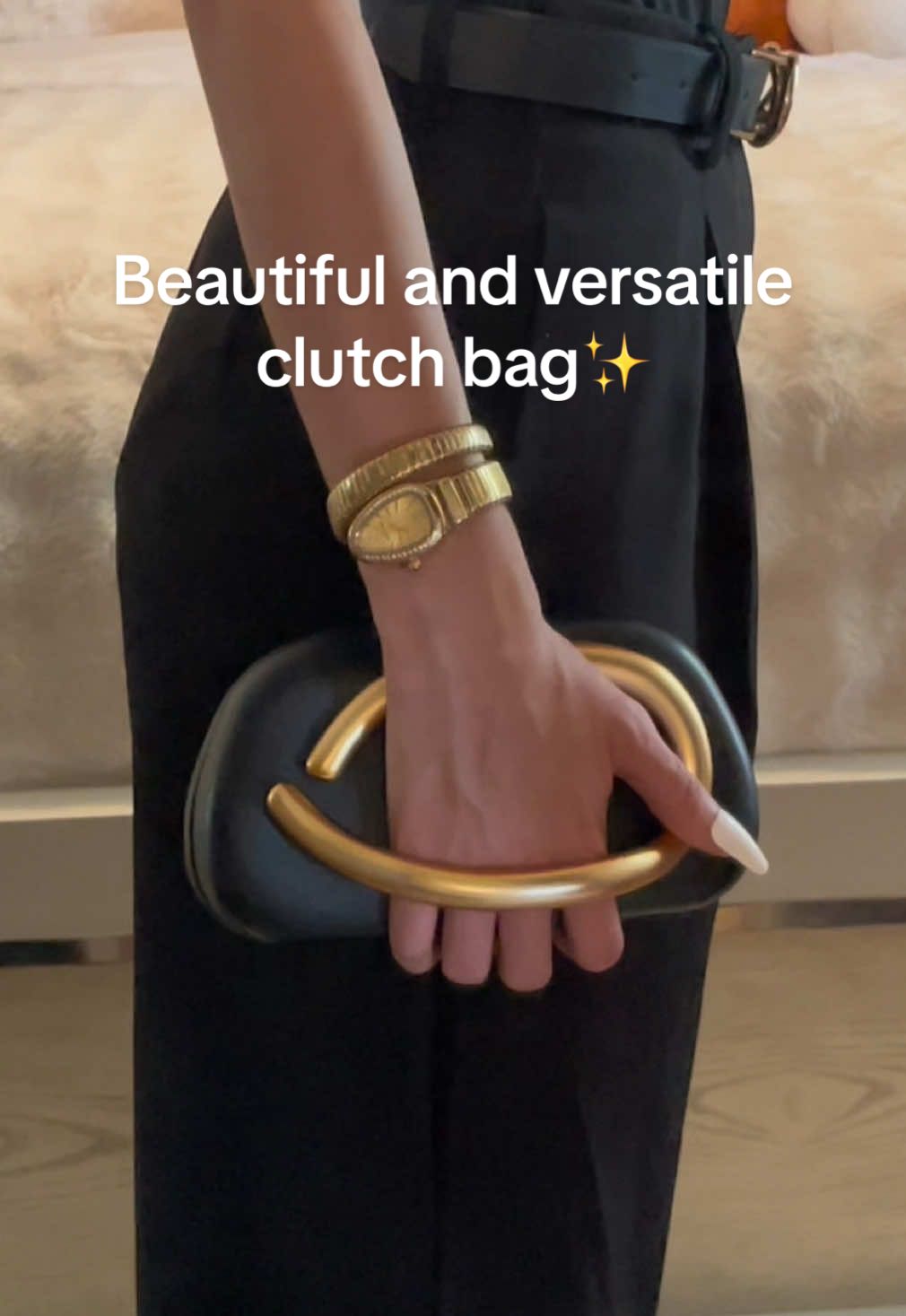 Same clutch bag but much more affordable, love how versatile and elegant it looks✨#bag #clutch #clutchbag #elegantbag #bags #womenbag 