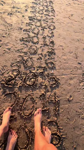 #CapCut #12yearsoftogetherness #6thmarriageanniversary #husbandwife #loveoflife #togetherforever #sunset #beachvibes #sand ❤️ ❤️ ❤️ 