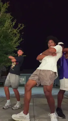 Get down on it🕺🏾#fyp #viral #trending #Summer #phantomx #dance 