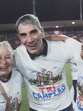 Oque falar de Juan Pablo Vojvoda? Só agradecer pelo tempo e pelas conquistas que teve pelo Fortaleza, pela lealdade e compromisso com o clube, o futebol é cruel e a gente nunca sabe quando vai chegar a hora de se despedir de um jogador ou treinador que fez história, e hoje o Vojvoda se despede de uma maneira que não queríamos, e no fim, jogadores e treinadores vão e vem, e o único que fica são os torcedores, enfim. Vojvoda, obrigado por TUDO, tudo que você fez pelo Fortaleza, todos os títulos, obrigado por não ter nos abandonado e ir pra outro clube quando nosso time estava bem, e obrigado por não ter desistido do time quando estávamos nas derrotas. O MAIOR TREINADOR DA HISTÓRIA DO FORTALEZA! Gratidão Juan Pablo, Obrigado por tudo, Vojvoda. ❤️🥹 #vaiprofyinferno👺🔪 #fortalezaec #edit #fyp #fy 