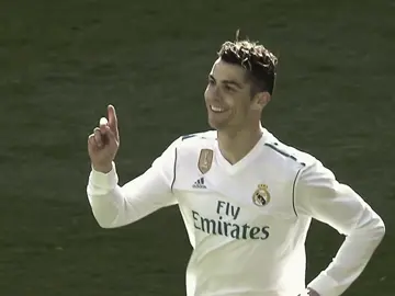 Love Story 😍💫 (Dm for sound promo) 💌 #cristianoronaldo #cristiano #footballtiktok 
