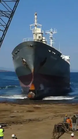 The last ride 😔 #ship #vessel #beaching #old #horn #captain #theend 