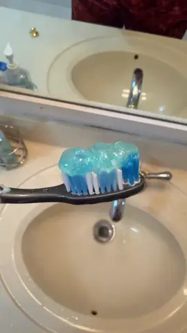 #fyp #fypシ゚viral #fypシ #toothpaste 