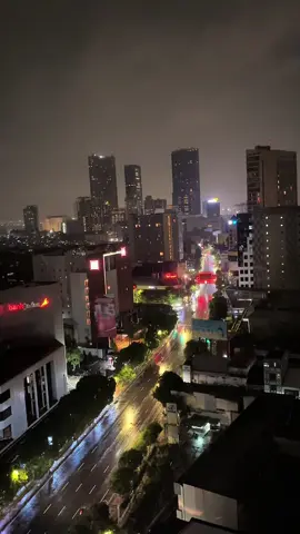 Vew subuh setelah hujan #surabaya #cityview  