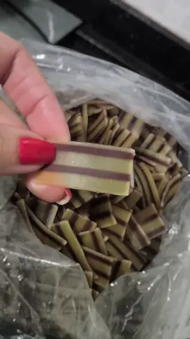 só na Produção #pururuca #salgadinhodebacon   