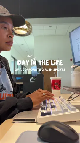 @Raising Cane's has a chokehold on me lately. So good. | Work Day | A Day in my Life Work Edition | #fyp #dayinmylifevlog #workroutine #corporategirlies #brandmarketing  