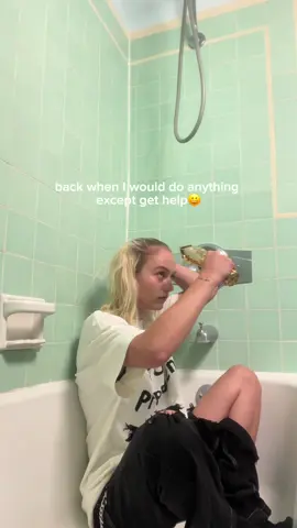 Highly suggest everyone try it once tho 😅🪒🧑‍🦲 #carliehanson #newmusic #originalsong 