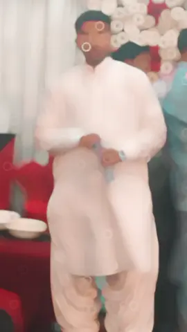 R😔
