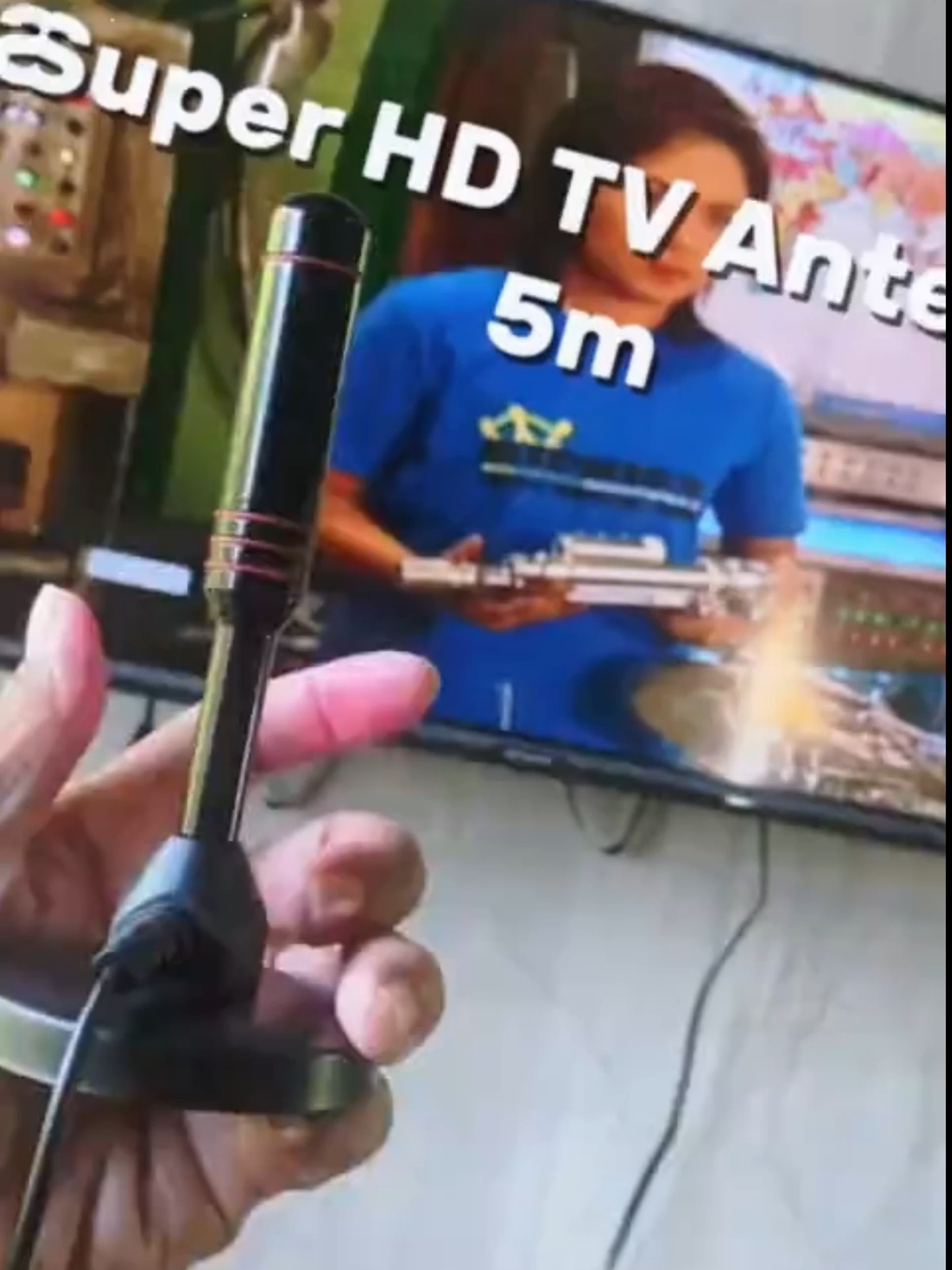 📺 ¿Todavía sufrís con mala señal o baja calidad? Olvidate de las interferencias. 📡 La Antena TDT capta señal digital en HD para que disfrutes tus programas favoritos con la mejor definición. ✅ Compatible con cualquier televisor. 🚚 Envío GRATIS | 💳 Pagás al recibir