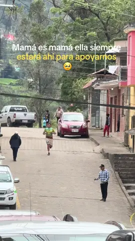 Ellas siempre estarán para nosotros         • • • • • #videos #Running #mama #viral#amor 