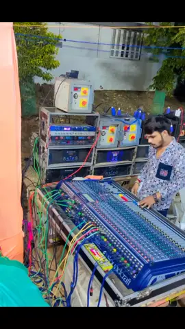 Tarek paman 🎧☕ . .#prindavan #soundviral #4u #karnavalsoundsystem #orkesprindavan 