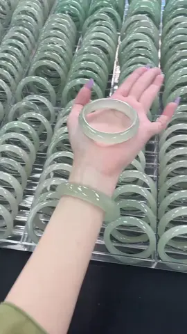 Aventurine – Viên đá của may mắn và tài lộc #vongtay #vongdaphongthuy #vongngoc #vongmanao #xuhuong #mayman #trending 