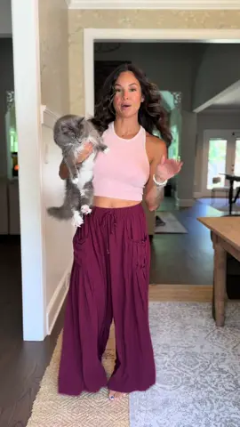 Hurry before they are gone!!! #fy #fypシ #fyp #fall #microcontentcreator #microinfluencer #genz #millennial #momvibes #MomsofTikTok #boho #bohooutfit #Lifestyle #comfortable #comfort #pants #sahm #wfhlife 