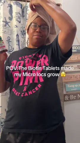 Stop acting like you hate your bm🫣😅#microlocs #microlocsjourney #locs #womenwithlocs #biotinandvitamins #biotin 
