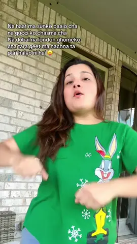 Na haat ma sunko baalo cha na gucci ko chasma cha  Na dubai na london ghumeko cha tara geet ma nachna ta pari halyo ni hai 😝#creatorsearchinsights #jannebhaye #trending @Durgesh Thapa @Sisan Baniya @Gero @Gurash Nani 