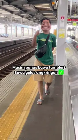 Tumbler dijepang mahal 😭🤣 #funnyvideos #pejuangyen🇮🇩🇯🇵 