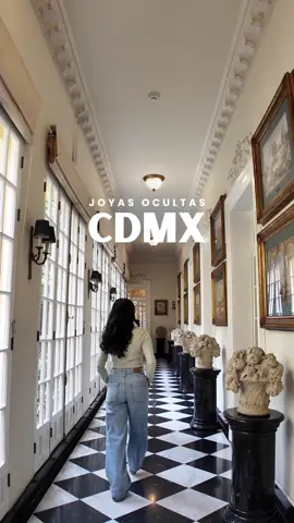 ¿Ya conoces los lugares más turísticos de CDMX?  Te enseño joyitas más tranquilas y especiales que debes visitar si buscas una experiencia distinta: 🌇 Terraza del Museo del Estanquillo 🏛️ Museo Guillermo Tovar de Teresa 📚 Biblioteca Vasconcelos 🖼️ MUNAL – Museo Nacional de Arte Arte, arquitectura, vistas increíbles y calma en medio del caos. ¿A cuál te lanzarías primero? 👀 #CDMXDiferente #RinconesSecretosCDMX #MuseosCDMX #BibliotecasCDMX #ArquitecturaCDMX #TurismoCultural #QuéHacerEnCDMX #GuíaDeViaje #HiddenGemsMexico