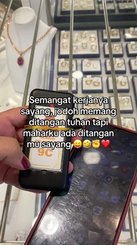 Iya kan sayang 🫣✊