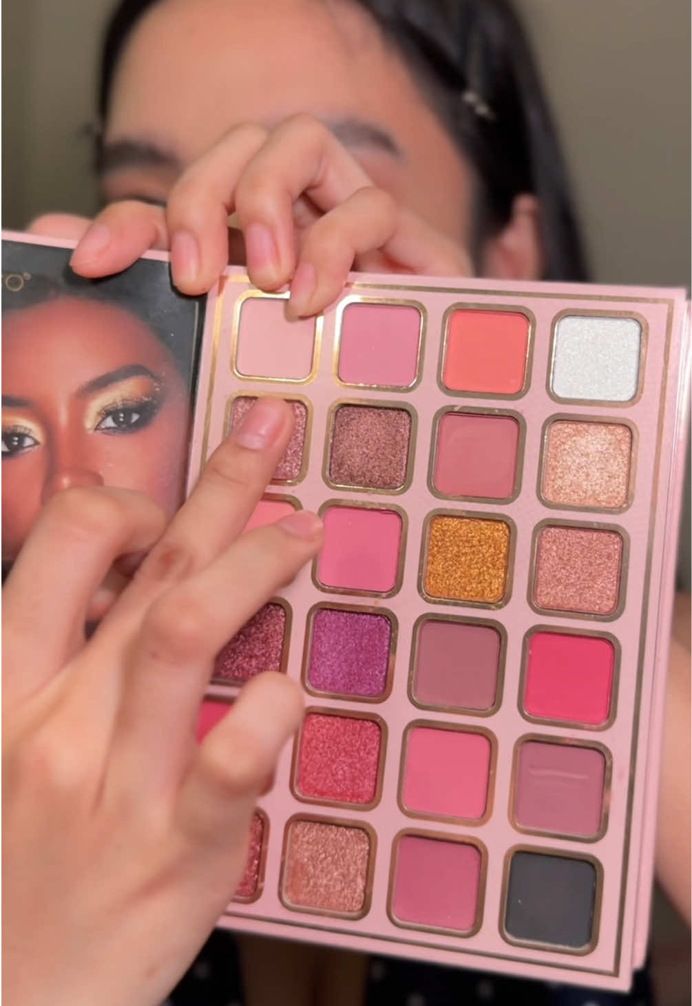 best purchase if you’re a beginner in makeup!!  #beginnermakeup #igoodco 