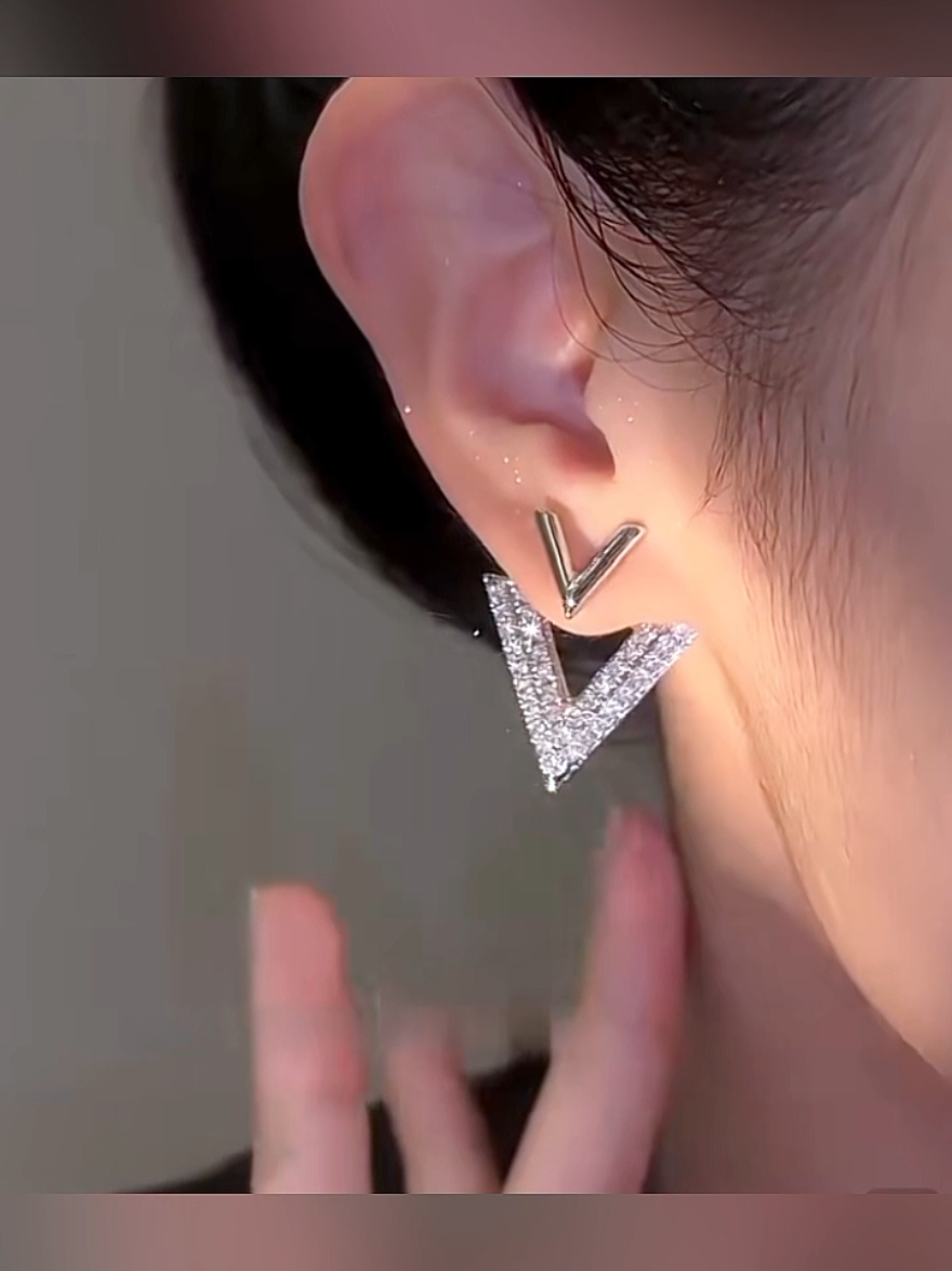 #ต่างหูแฟชั่น #ต่างหูแฟชั่น #ต่างหูผู้หญิง #ต่างหูสวยๆ #ต่างหูสตั๊ด 