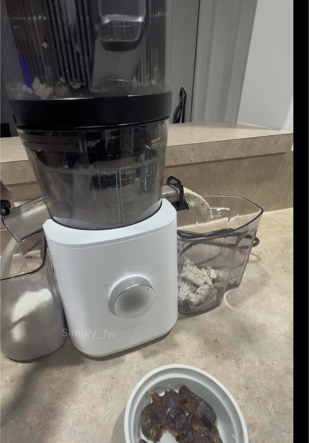 Homemade almond milk in minutes with my @Nama J2 juicer 2 cups soaked almonds, 4 cups water, 3 dates & a splash of vanilla—so creamy and clean! Next time I’ll strain with a cheesecloth for that extra-smooth finish. #homemademilk #namajuicer #plantbasedliving #dairyfree #EasyRecipes  