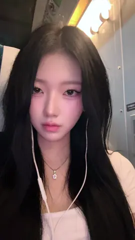 렌즈 안끼니까 너무 별로다 