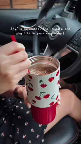 iced coffee but make it ✨aesthetic✨ #tumbler #coffeelover #insulatedtumbler #musthaves #fyp