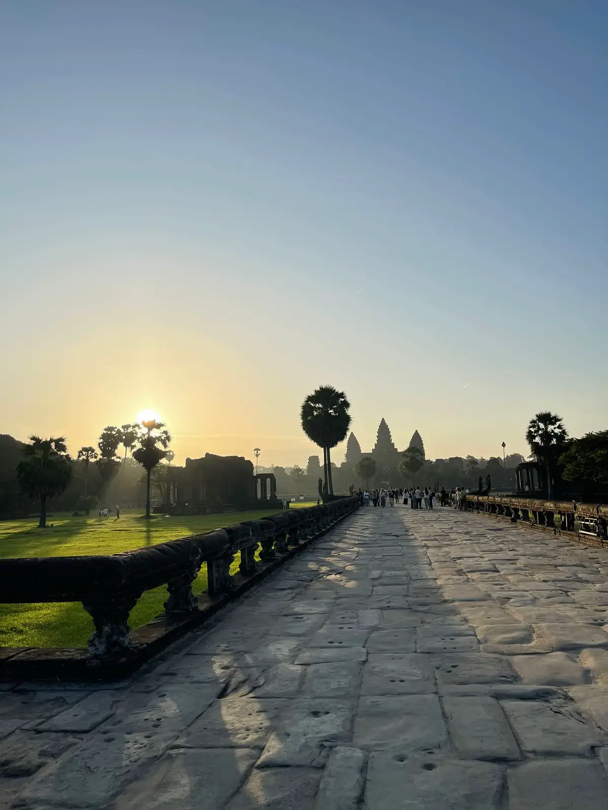 🤍  #angkor_wat_of_cambodia_🇰🇭♥ #siemreap #angkorwatsunrise 