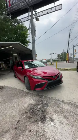 WINDOW TINT HOUSTON TEXAS . . . . . . .#fypage #windowtintnearme #houstonwindowtint #htx #houstontx #houstontexas #ceramic #nanoceramic #polarizado #windowtintshop #ceramicwindowtint 