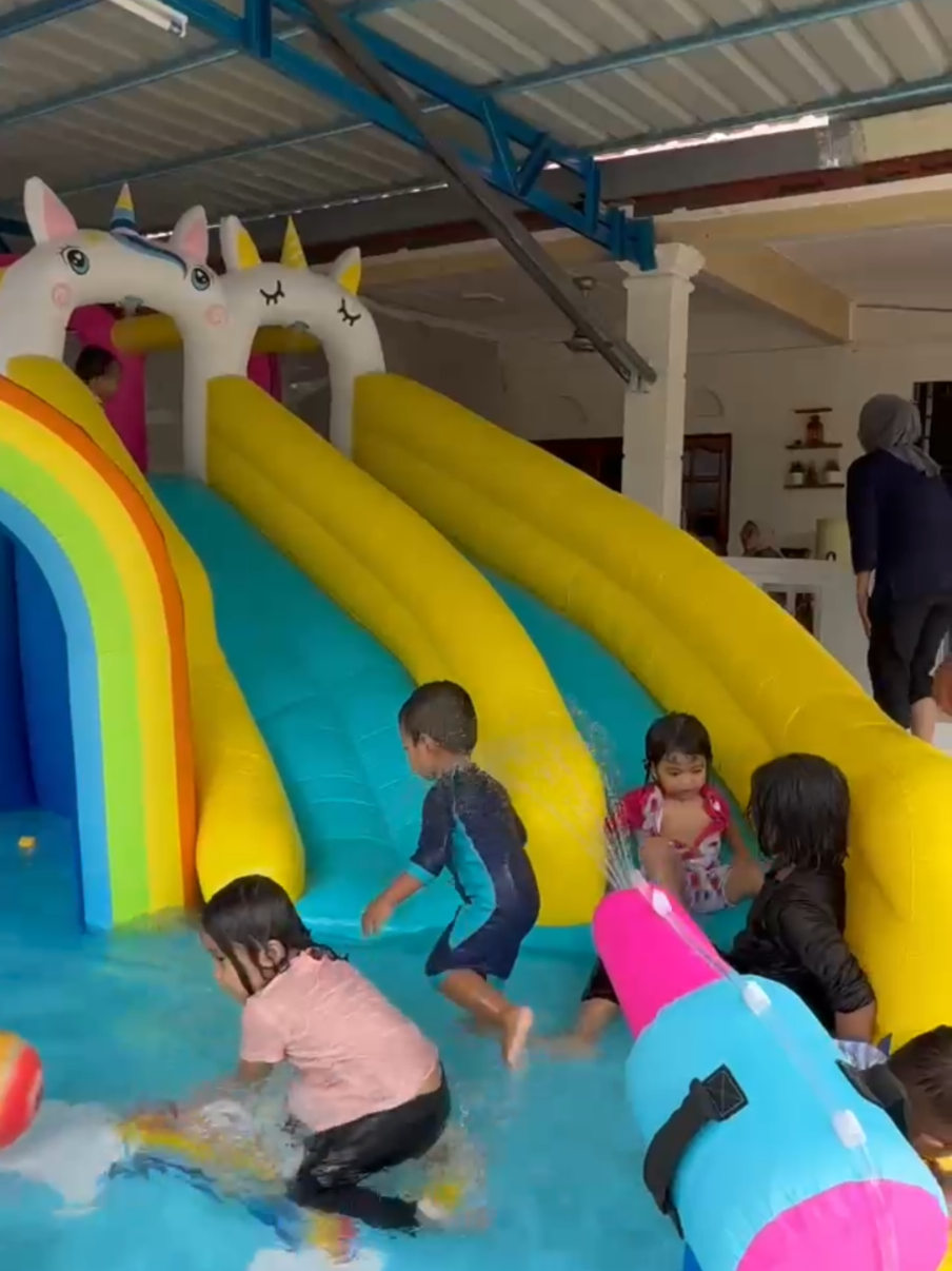 alhamdulillah nikmat apa lagi yang aku oerlu dustai.  syukur atas semua ni.. dapat bahagiakan budak kecil dengan business kecilku ini . #soopadoopaklang #kolamsoopadoopaklang #sewakolamkanakkanak #waterpark #soopadoopa #fyp #klang 