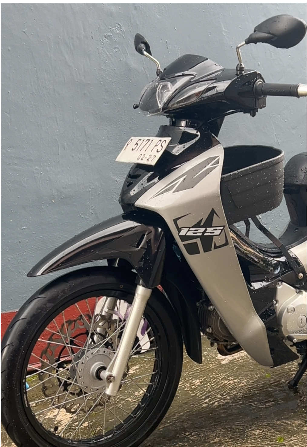 Ritual sek lur 💦 #karisma125 #kphgank #masukberandafyp #kph #karismakayyes #piringancakram #keranjangmotor #stripingcustom #stripingkarisma 