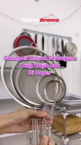 Masak lebih praktis dan hemat dengan Saringan Minyak Serbaguna! Cocok untuk menyaring minyak bekas gorengan agar tetap jernih dan bisa dipakai kembali. Anti karat, mudah dibersihkan, dan tahan lama. Pilihan tepat untuk dapur bersih dan masakan lebih sehat! #SaringanMinyak #AlatDapurPraktis #MinyakJernih #HematMinyak #SaringanSerbaguna #PeralatanDapur #TipsDapur 