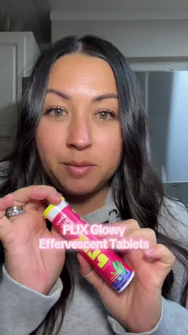 Glow from the inside out! Try these effervescent tablets in strawberry flavor today! 